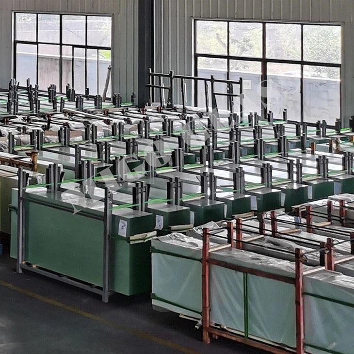 solar glass warehouse